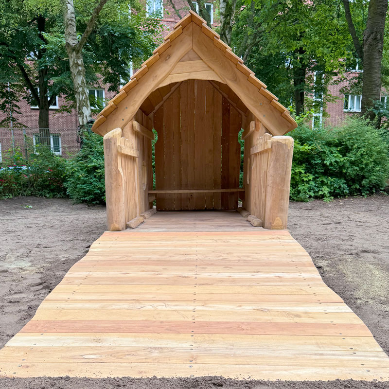 Spielhaus 'Holzh&uuml;tte' mit Fahrrampe